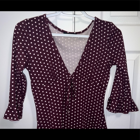 Maroon and white polka dot dress - Picture 3 of 3